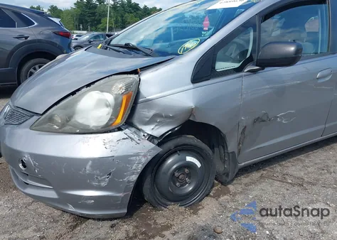 2010 Honda Fit из США, поврежденный, VIN JHMGE8H23AS012880